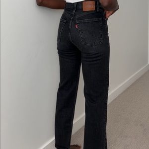 Levi’s rib cage high straight ankle black jeans